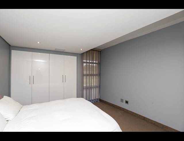 3 BEDROOM APARTMENT TO LET IN UMHLANGA RIDGE